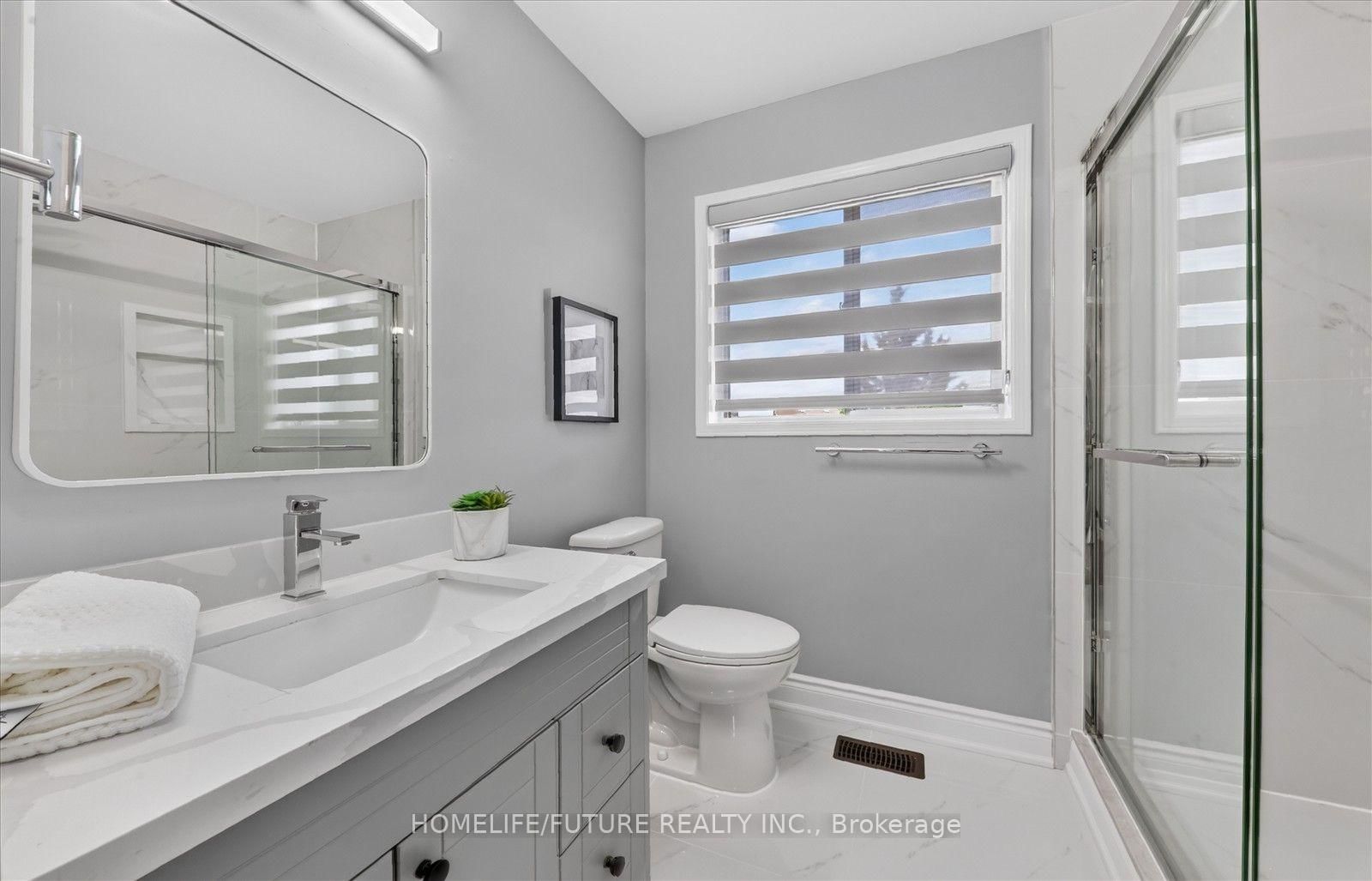 40 Tobosa Tr, Brampton — 30