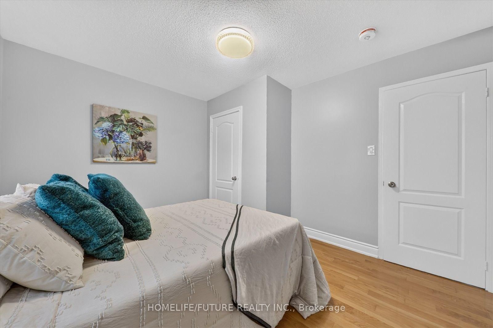 40 Tobosa Tr, Brampton — 34