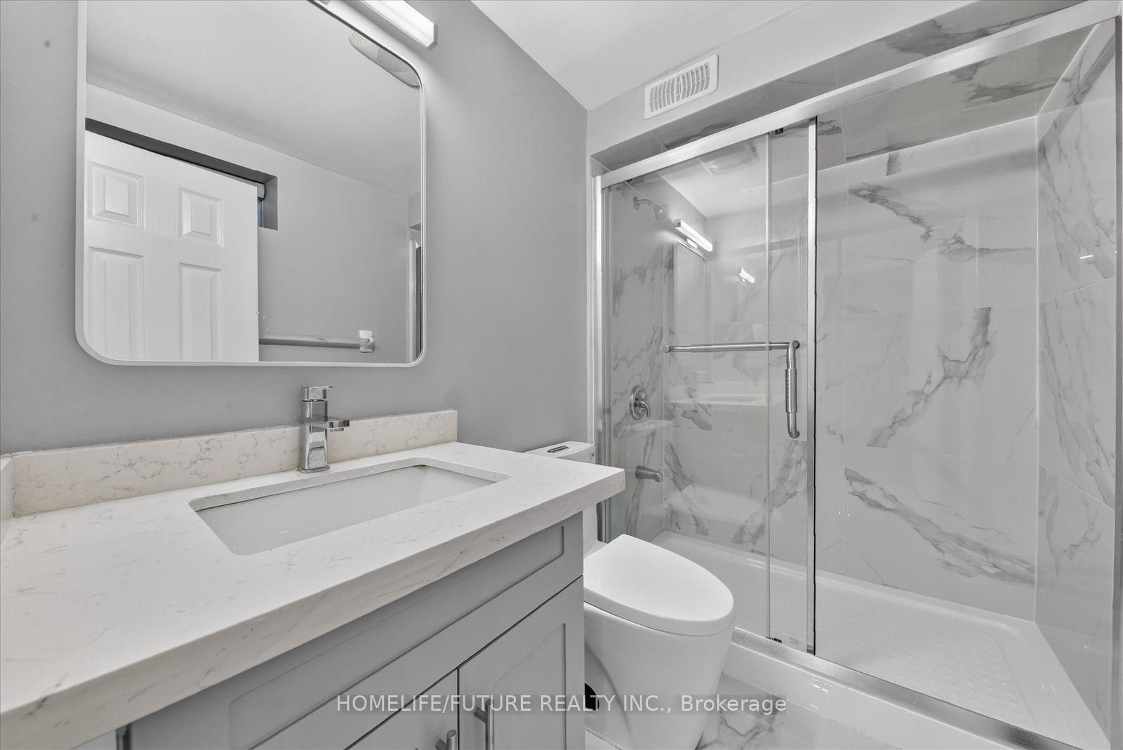 40 Tobosa Tr, Brampton — 40