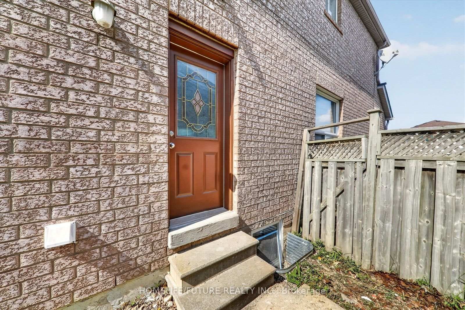 40 Tobosa Tr, Brampton — 46