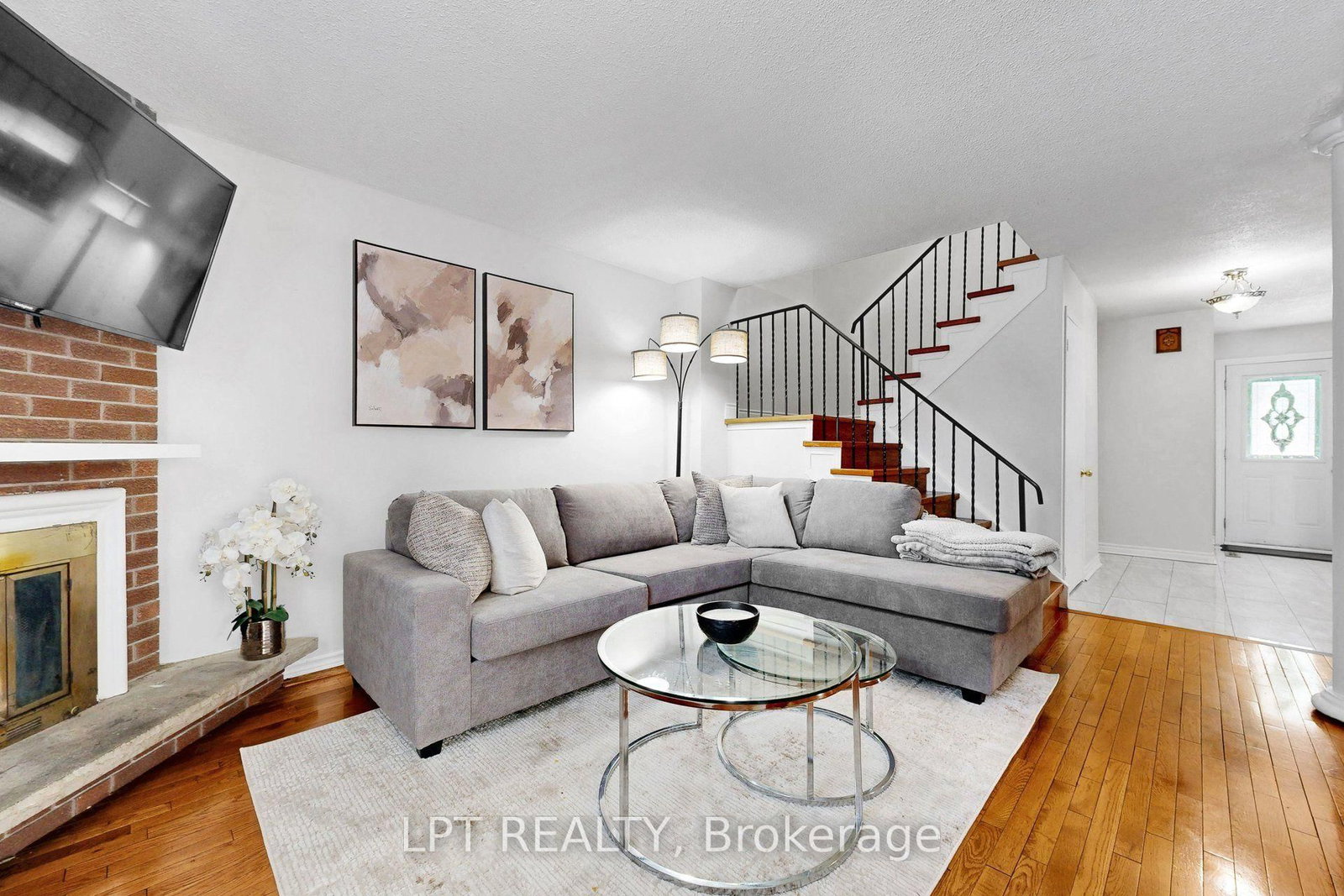 38 Pickard Lane, Brampton — 17