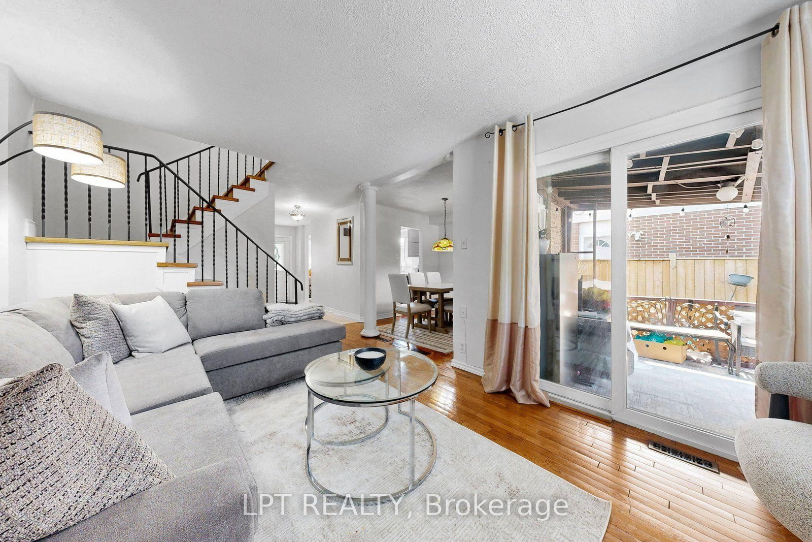 38 Pickard Lane, Brampton — 18
