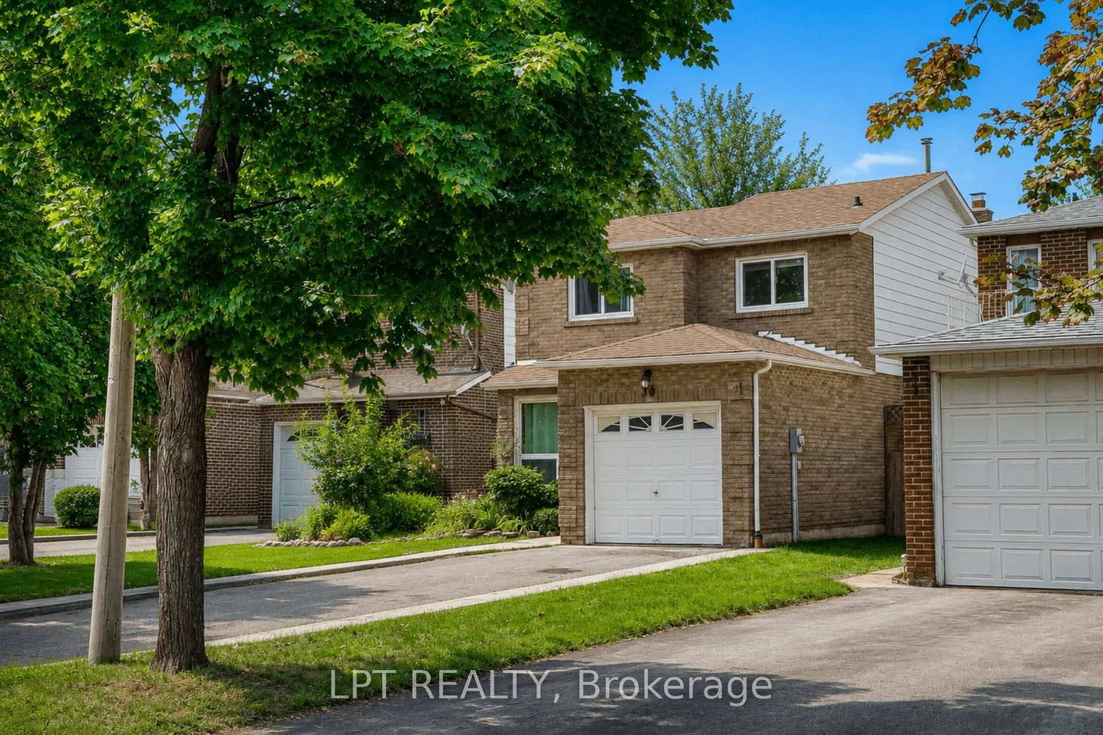 38 Pickard Lane, Brampton — 3