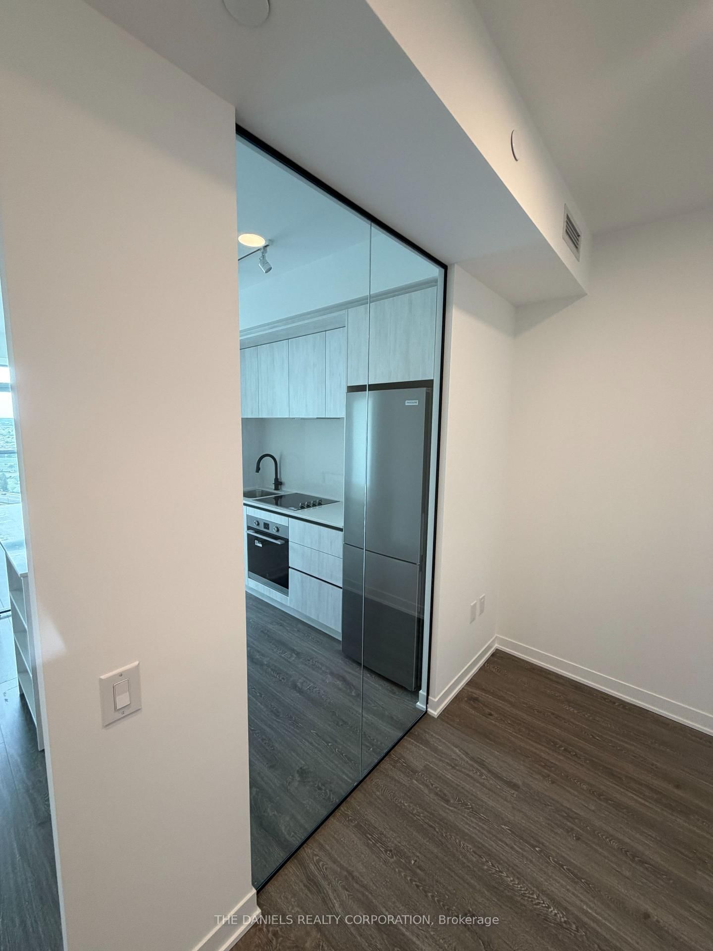 2507-2495 Eglinton Ave, Mississauga — 10