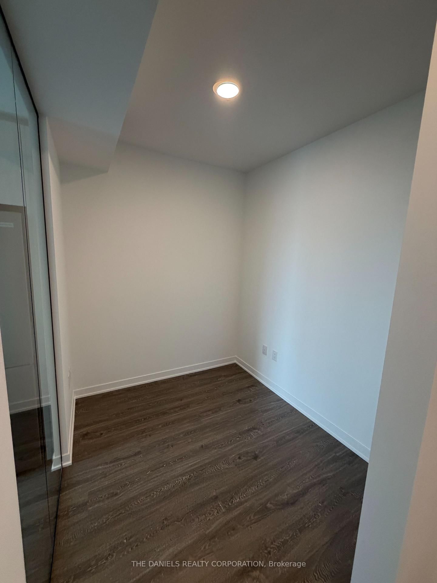 2507-2495 Eglinton Ave, Mississauga — 11