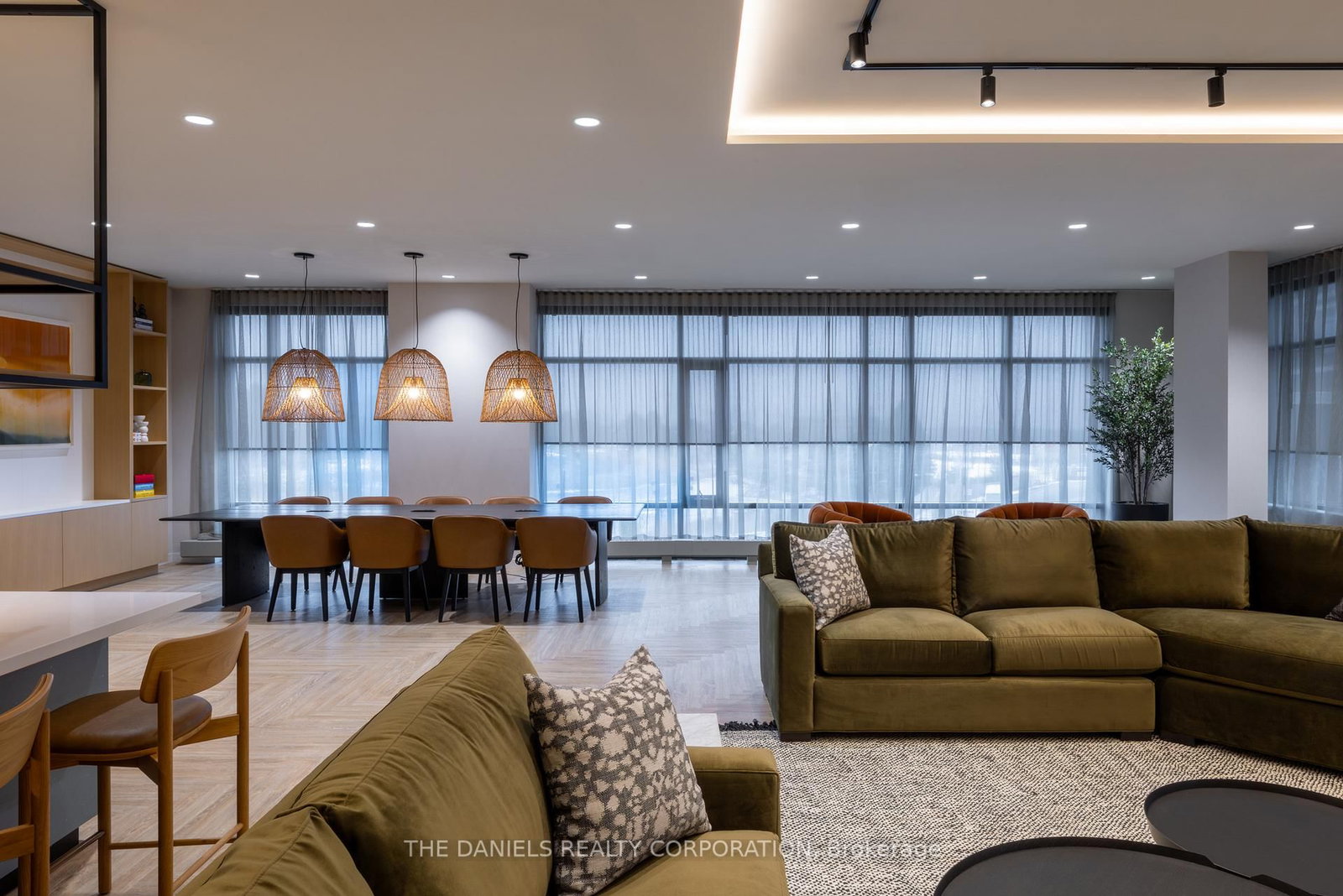 2507-2495 Eglinton Ave, Mississauga — 7