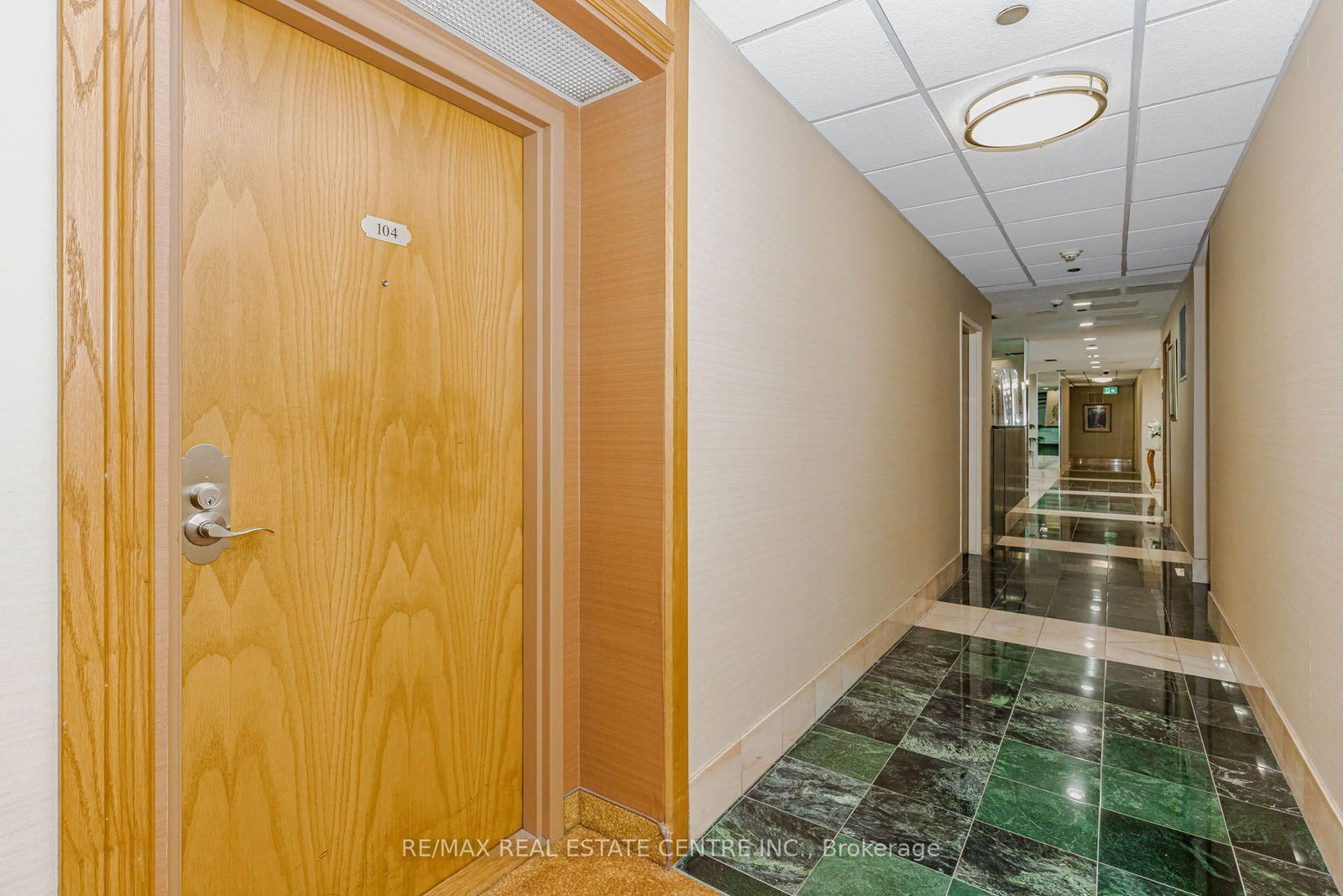 104-310 Mill St, Brampton — 6