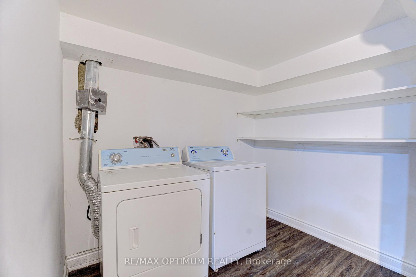 46 Eastman Dr, Brampton — 44