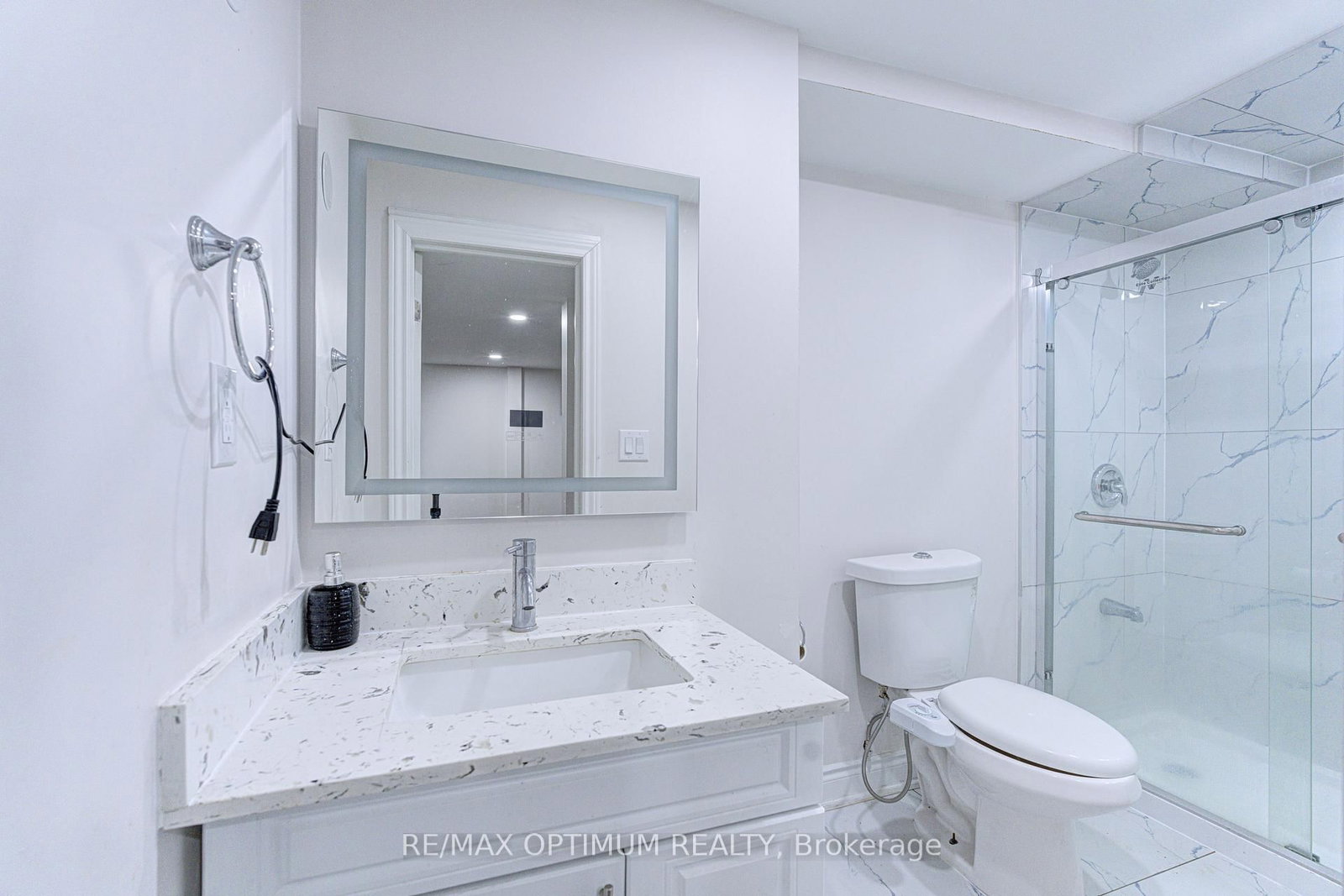 46 Eastman Dr, Brampton — 45