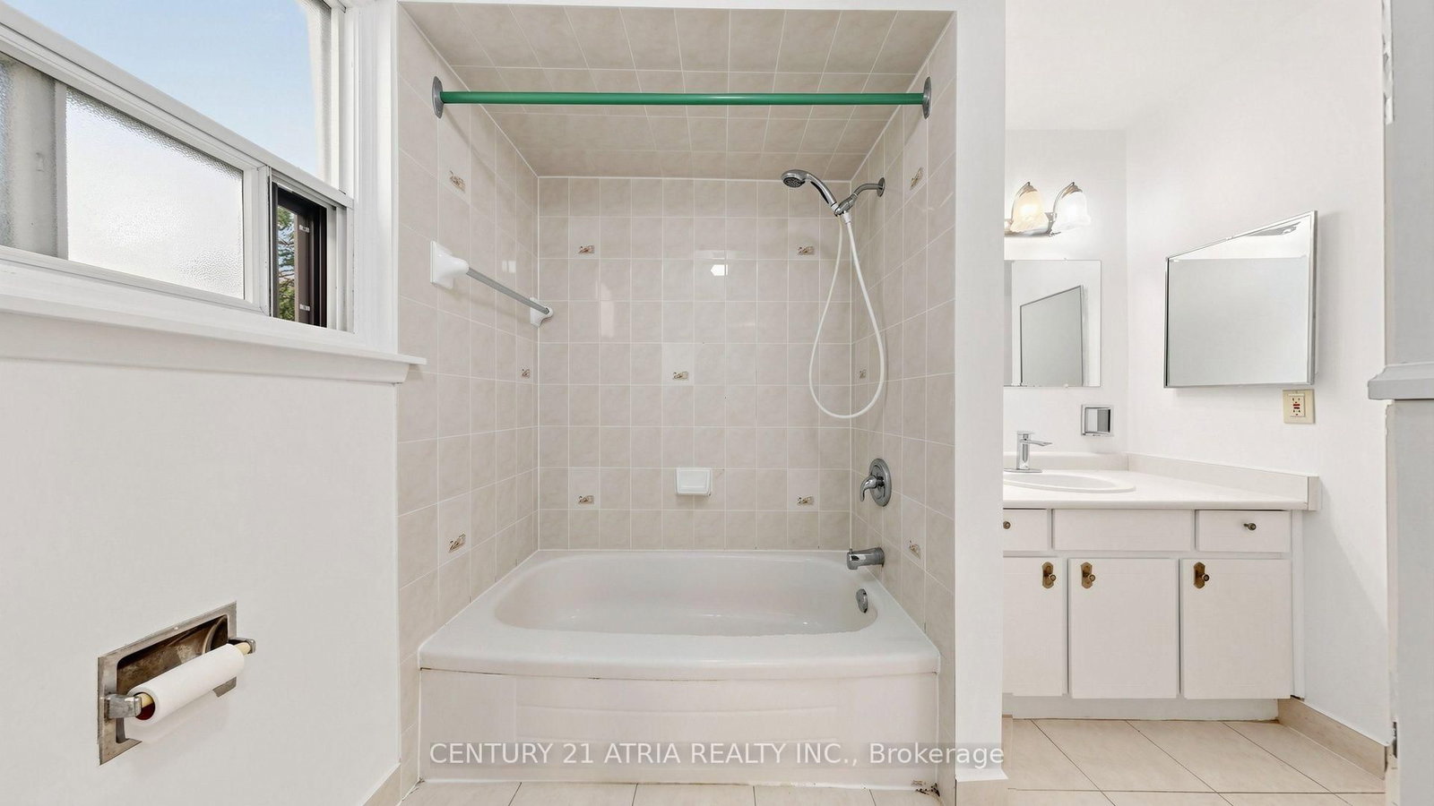 3441 Oakglade Cres, Mississauga — 34