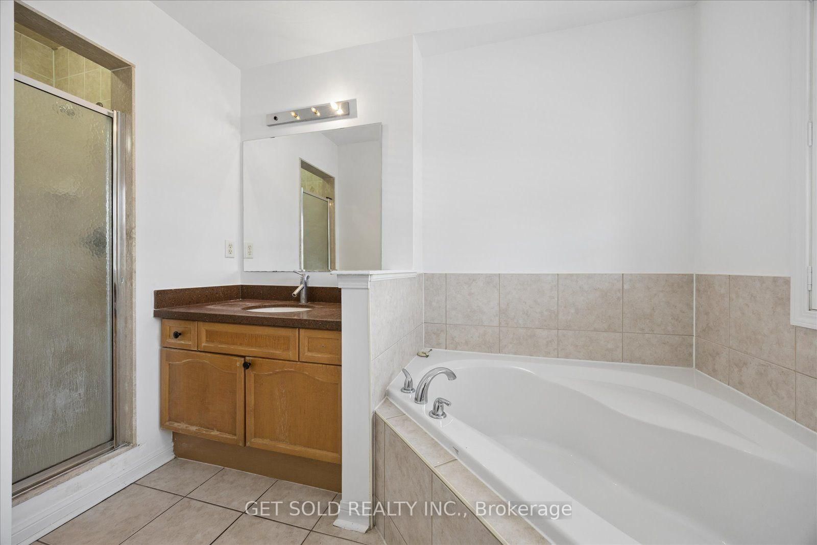 9 Raccoon St, Brampton — 23