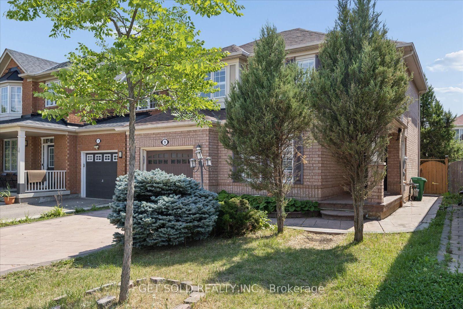 9 Raccoon St, Brampton — 3