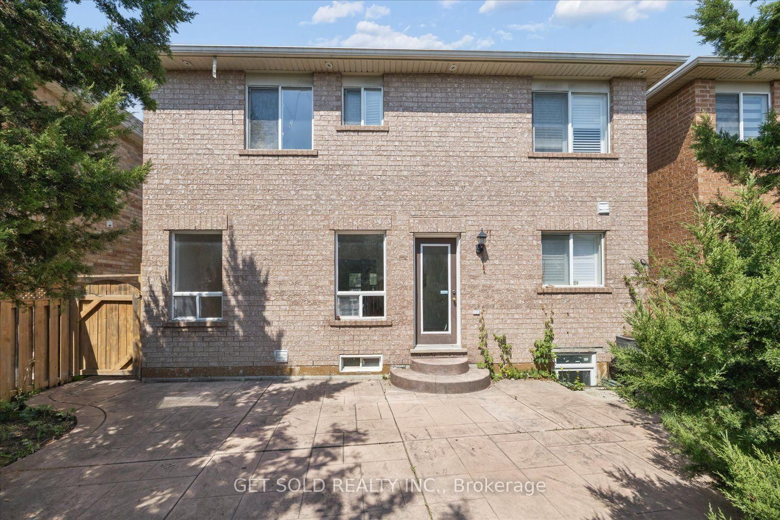 9 Raccoon St, Brampton — 43