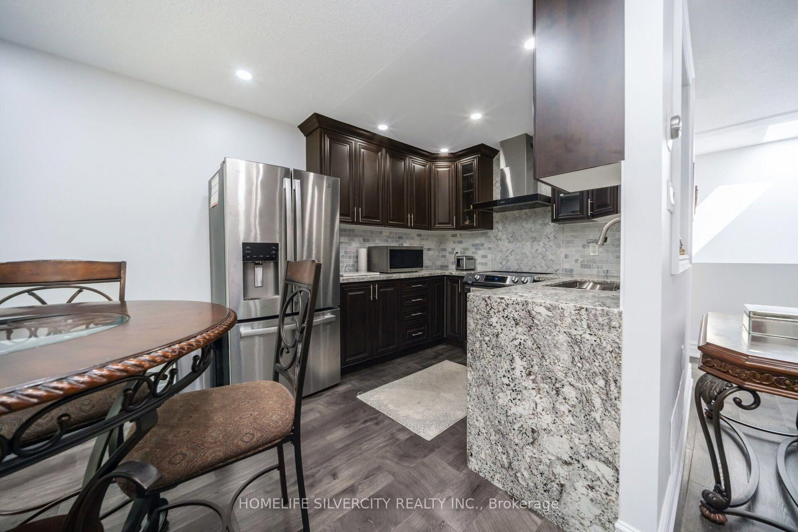 3 Hapsbury Sq, Brampton — 12
