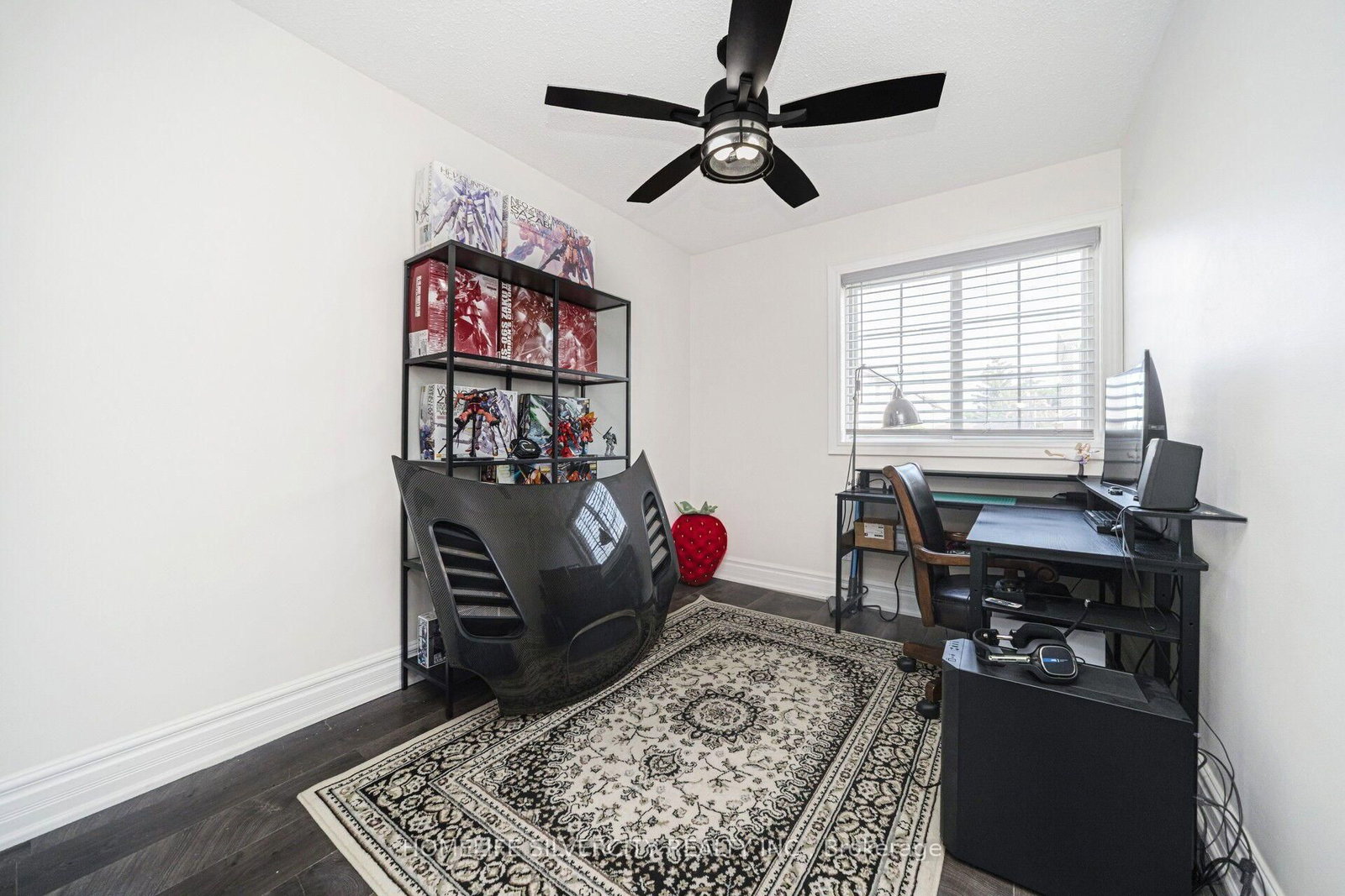 3 Hapsbury Sq, Brampton — 20