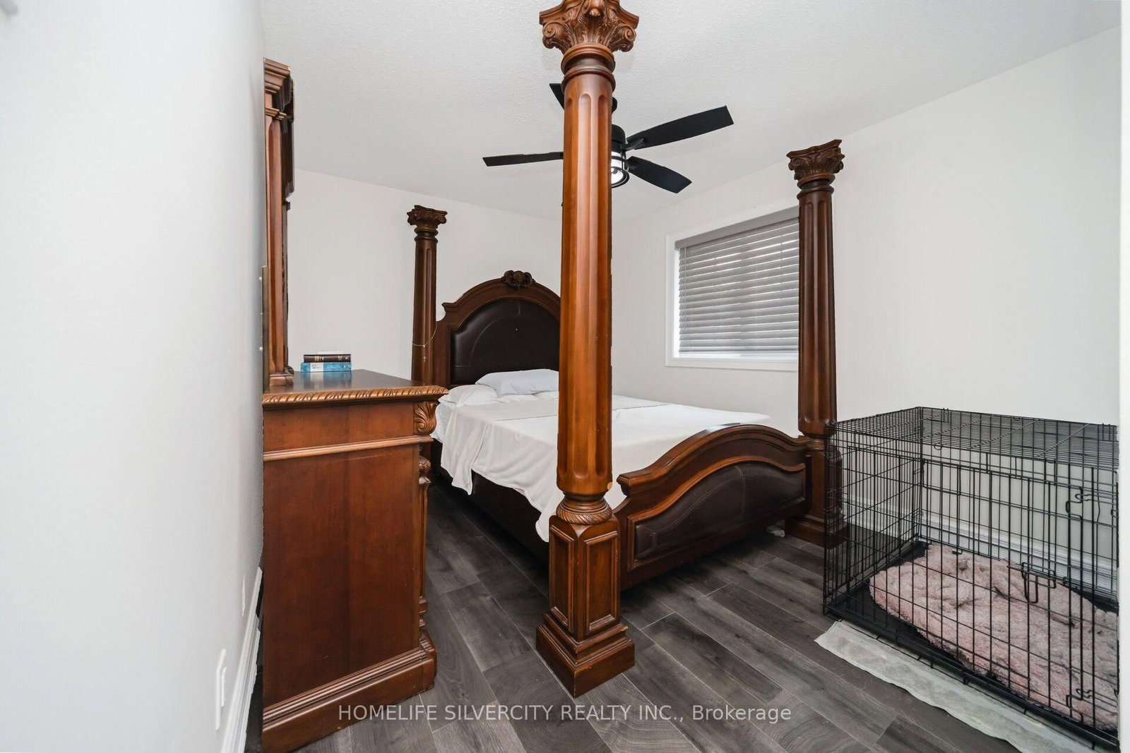 3 Hapsbury Sq, Brampton — 23