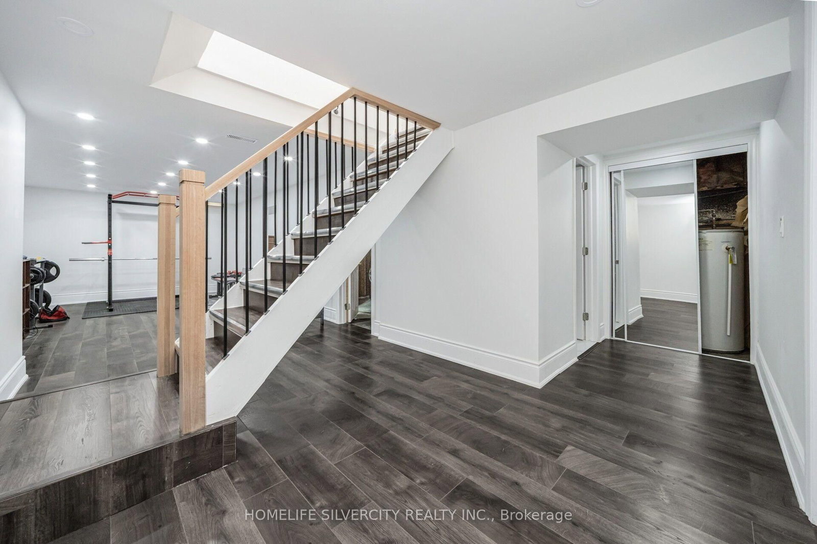 3 Hapsbury Sq, Brampton — 33