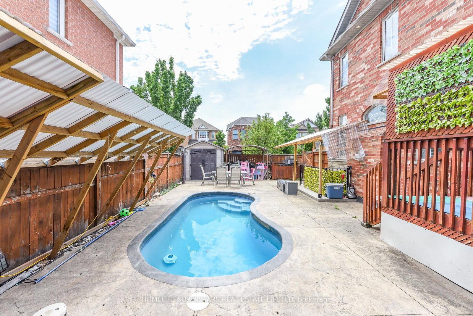 36 Lucky Lane, Brampton — 44