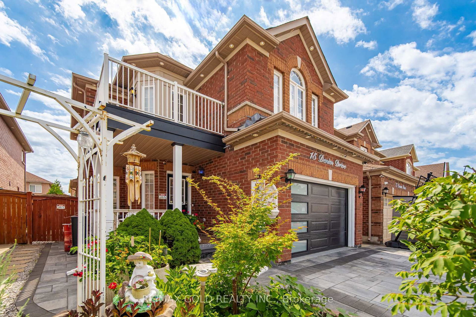 15 Denim Dr, Brampton — 4
