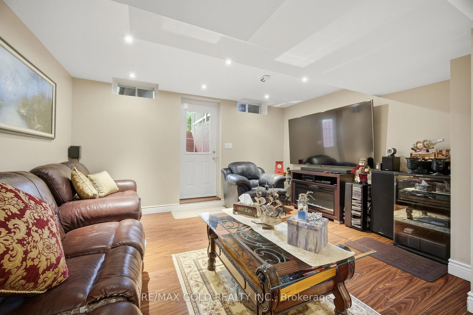 15 Denim Dr, Brampton — 40