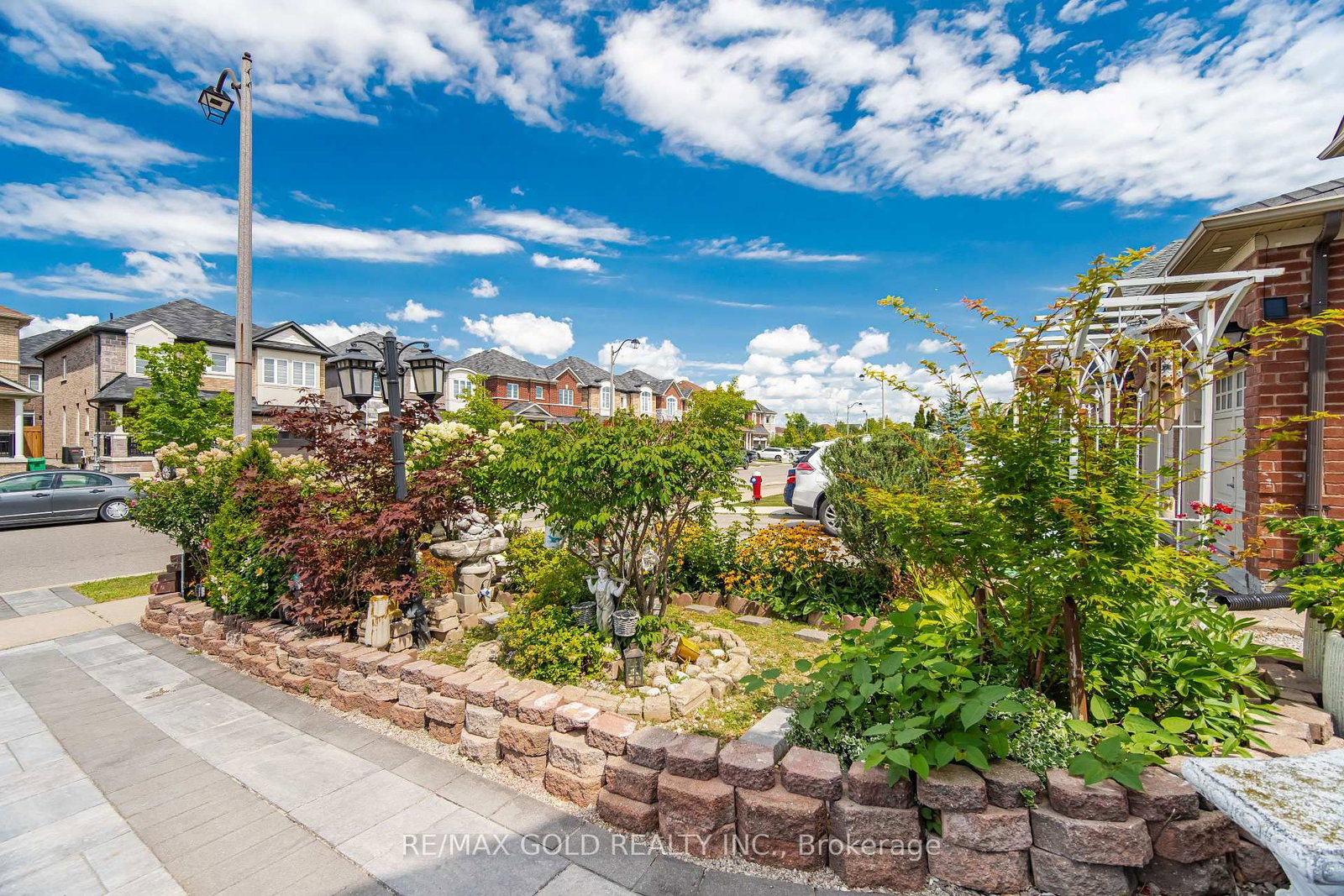 15 Denim Dr, Brampton — 6