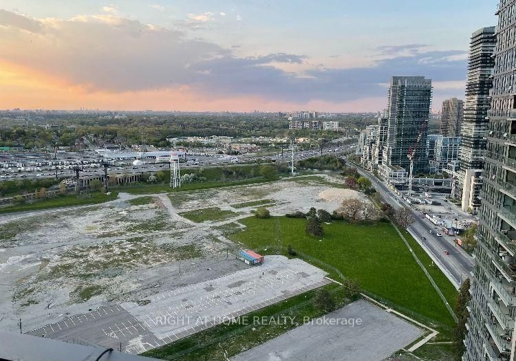 3509-2212 Lake Shore Blvd, Toronto — 11
