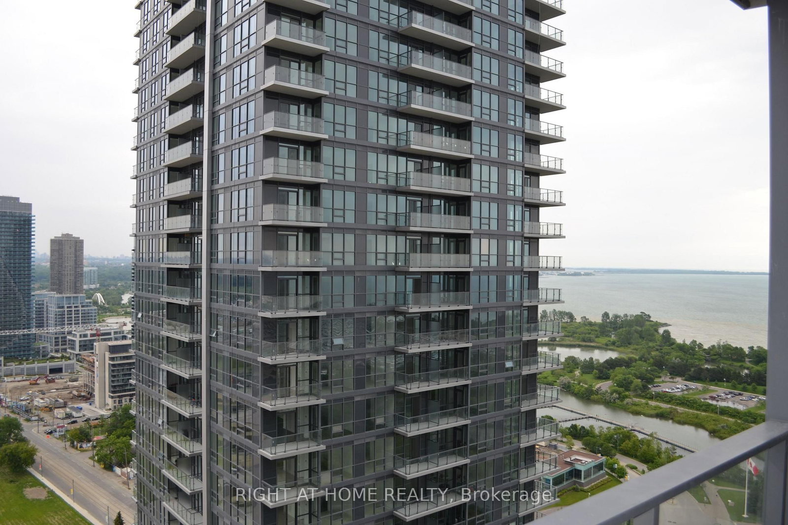 3509-2212 Lake Shore Blvd, Toronto — 6