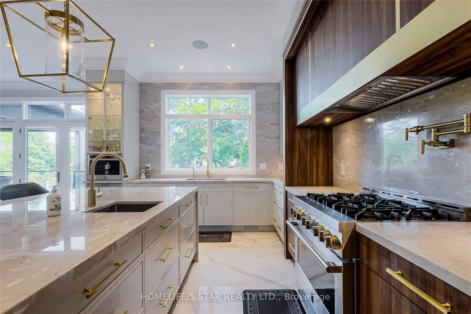 25 YORKLEIGH Ave, Toronto — 11