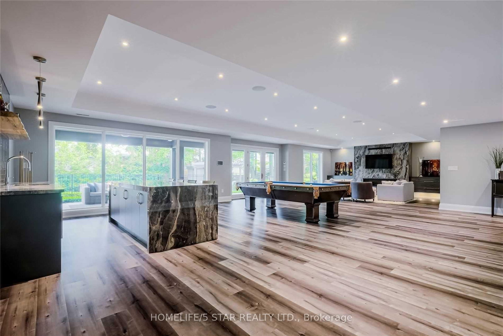25 YORKLEIGH Ave, Toronto — 24