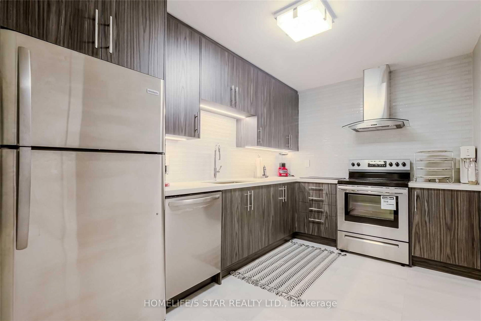 25 YORKLEIGH Ave, Toronto — 26