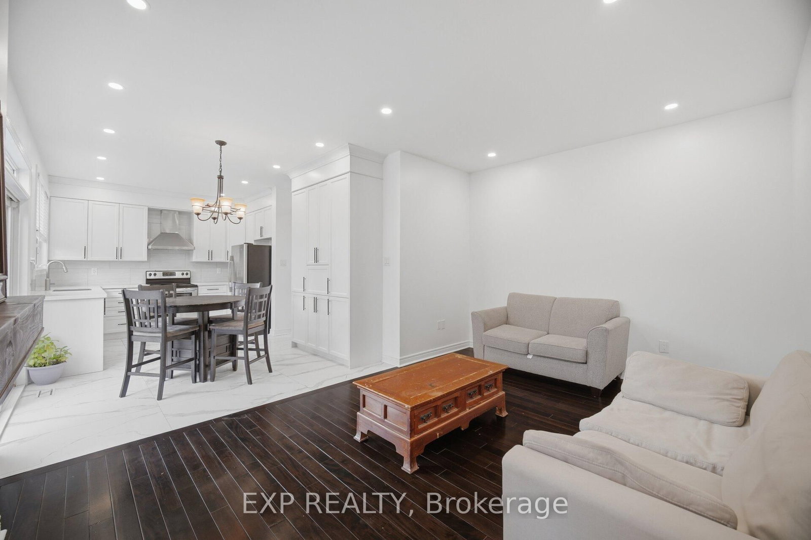 363 Holmes Cres, Milton — 13