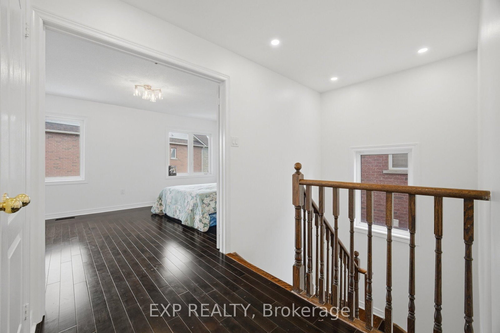 363 Holmes Cres, Milton — 16