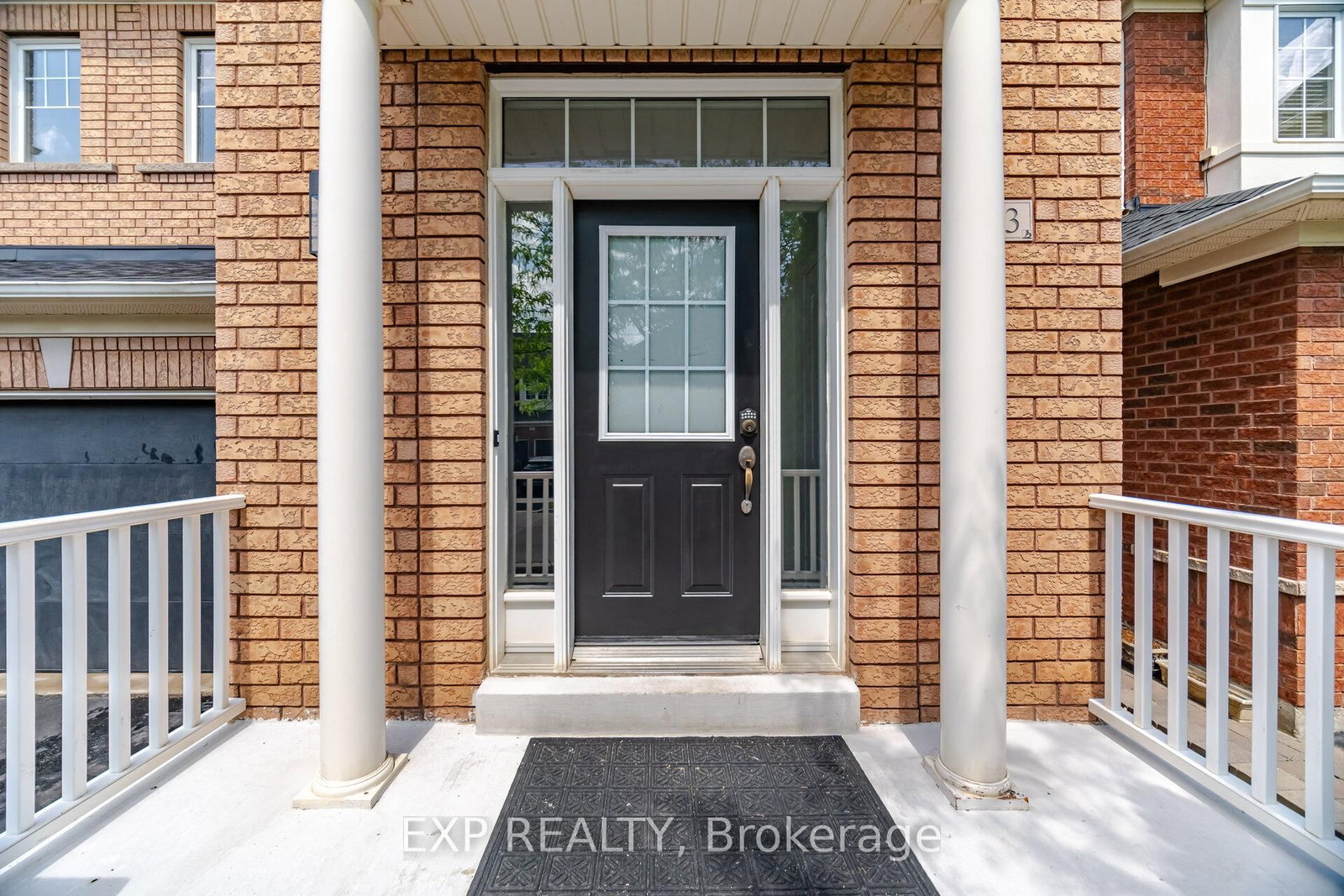 363 Holmes Cres, Milton — 2