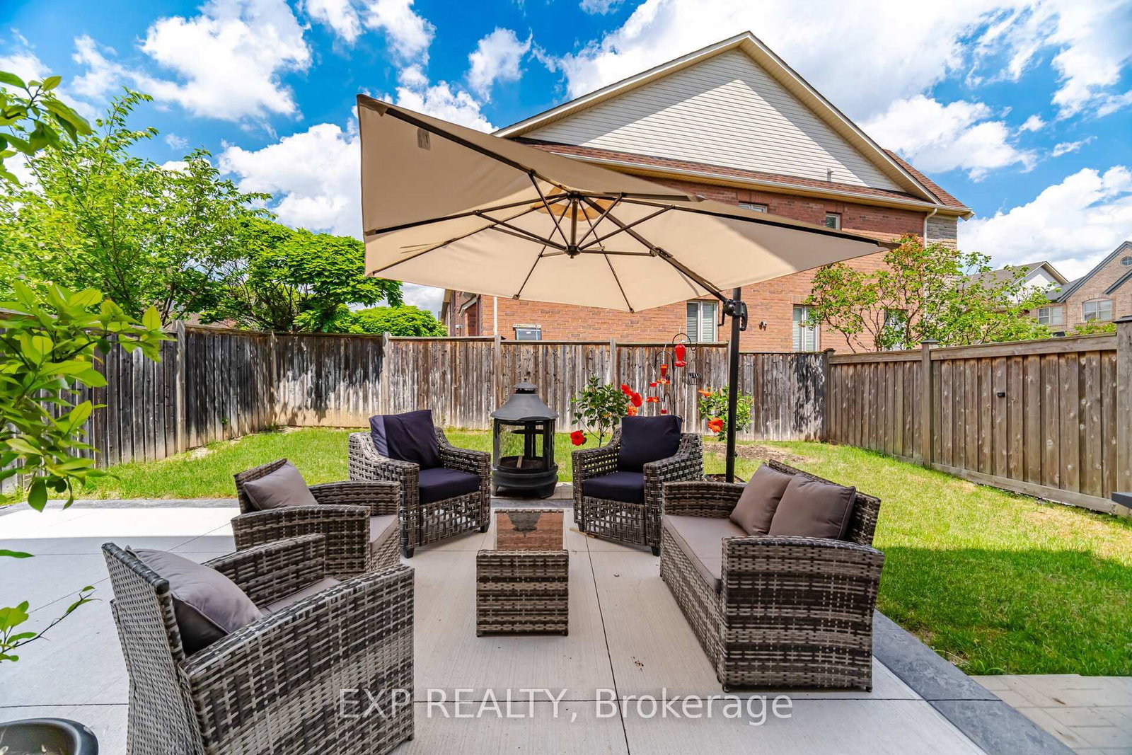 363 Holmes Cres, Milton — 32