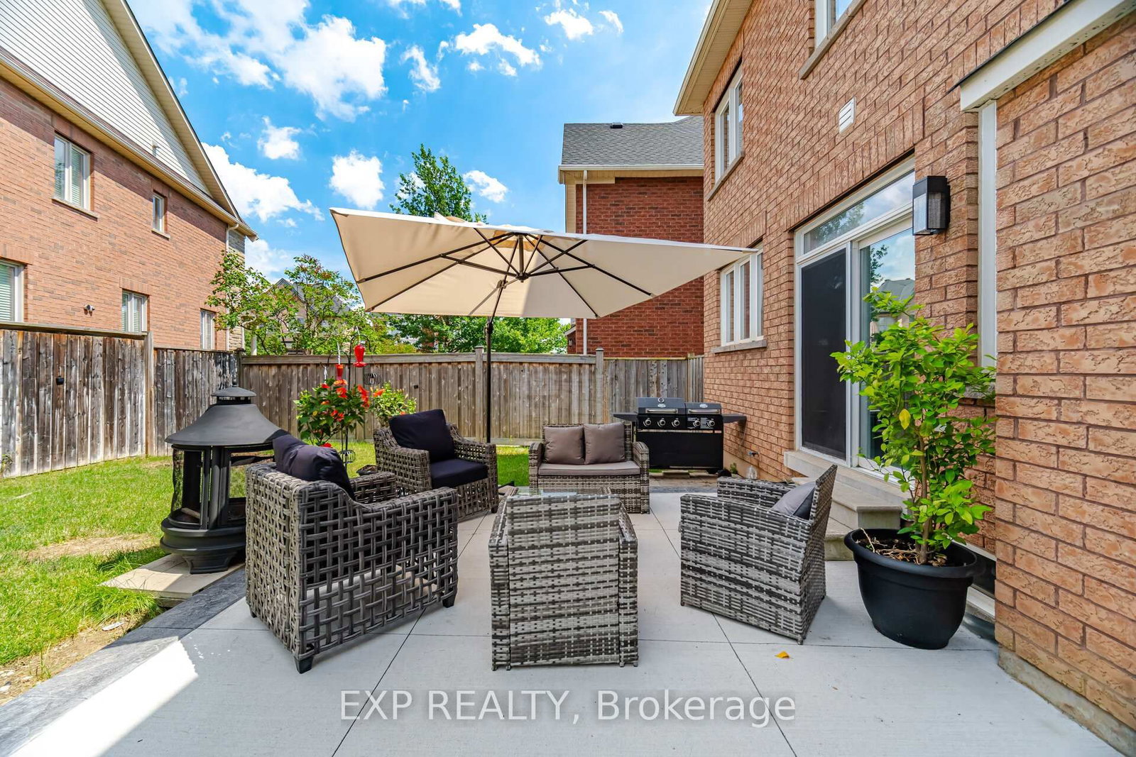 363 Holmes Cres, Milton — 34