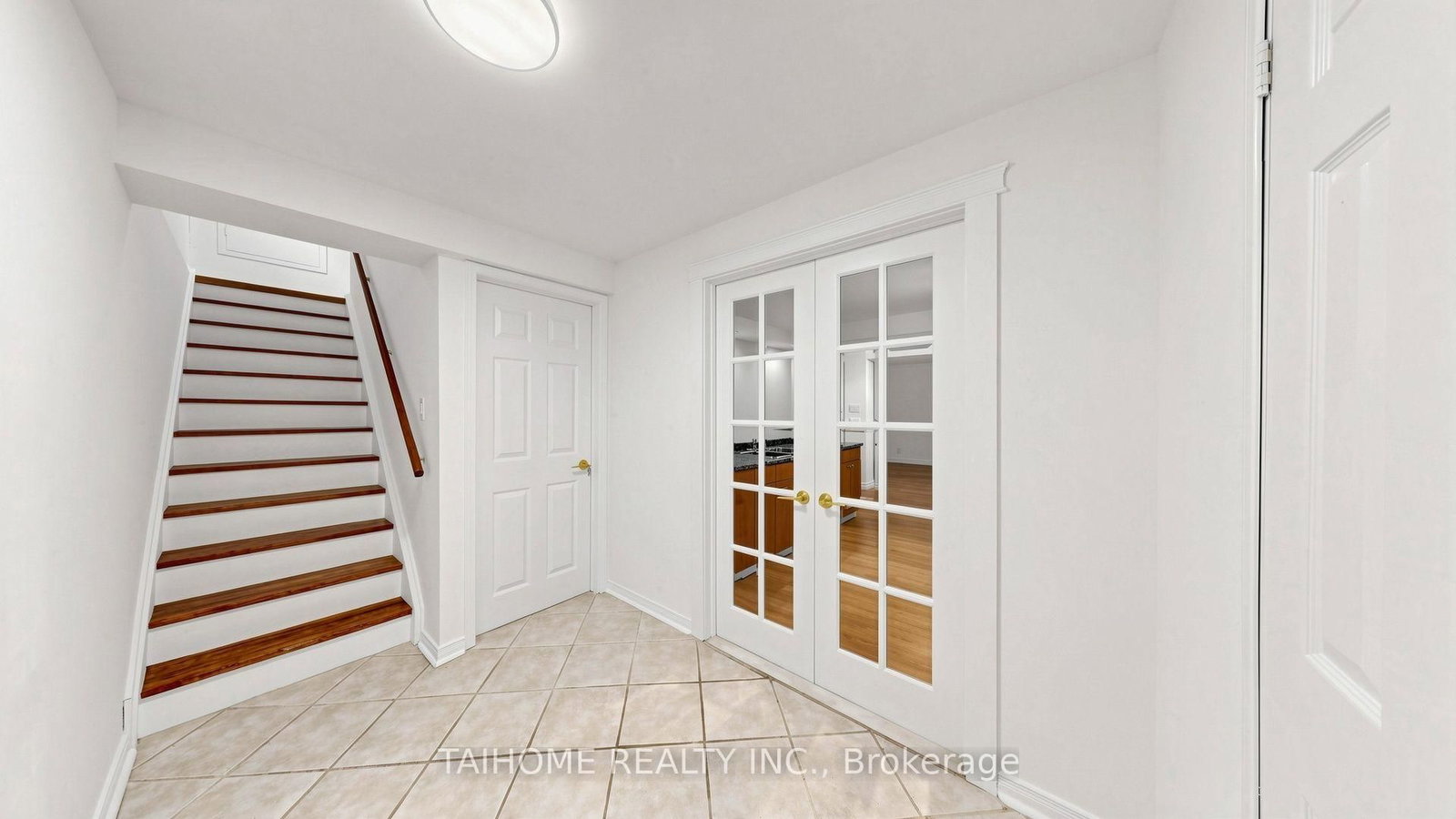3573 Colonial Dr, Mississauga — 15