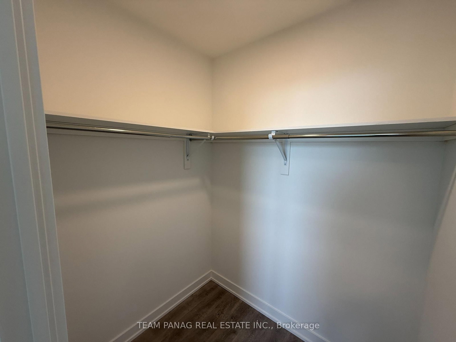 431-5105 Hurontario St, Mississauga — 11