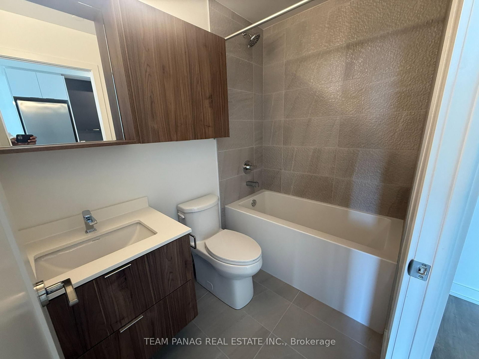 431-5105 Hurontario St, Mississauga — 12