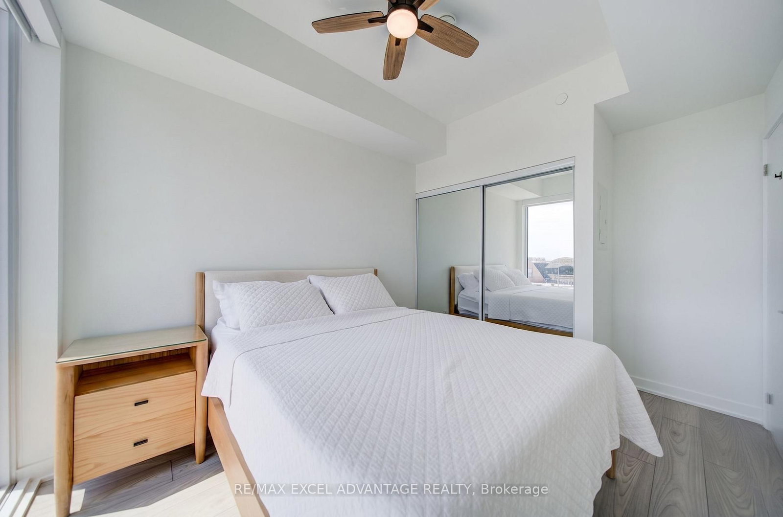 1007 The Queensway, Toronto — 9