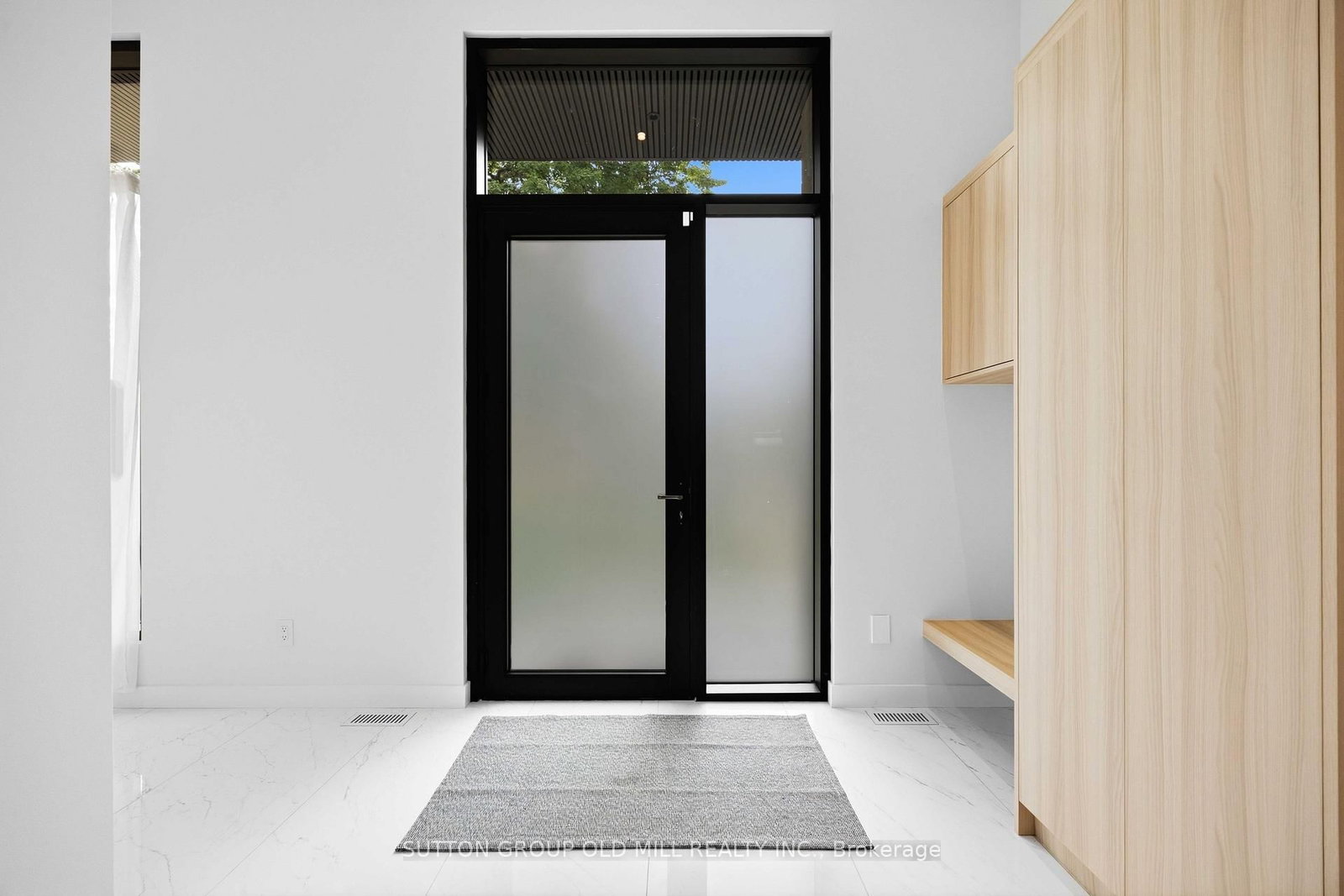18 Herne Hill, Toronto — 3