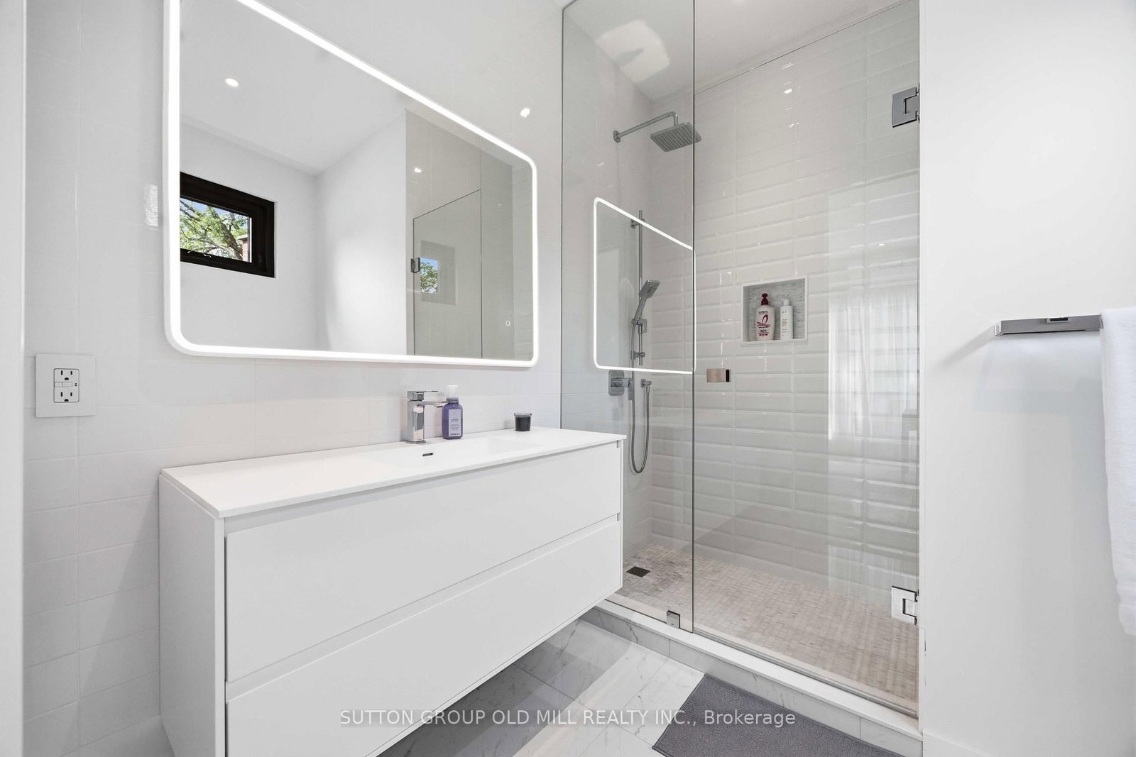 18 Herne Hill, Toronto — 30