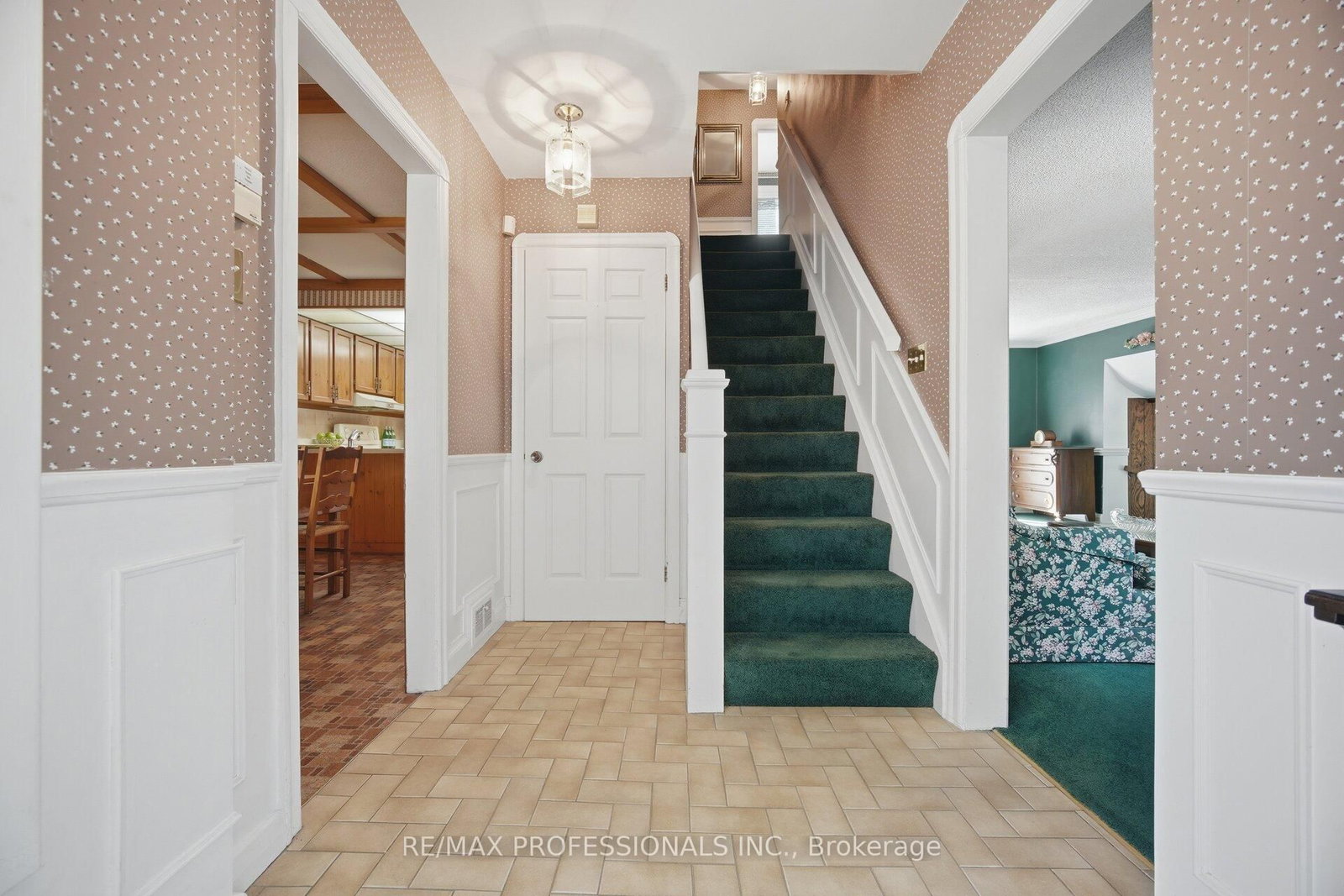 29 Mattice Rd, Toronto — 30