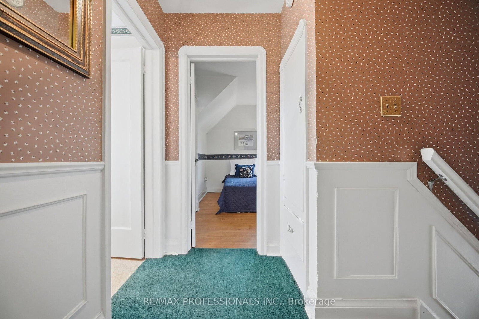 29 Mattice Rd, Toronto — 31