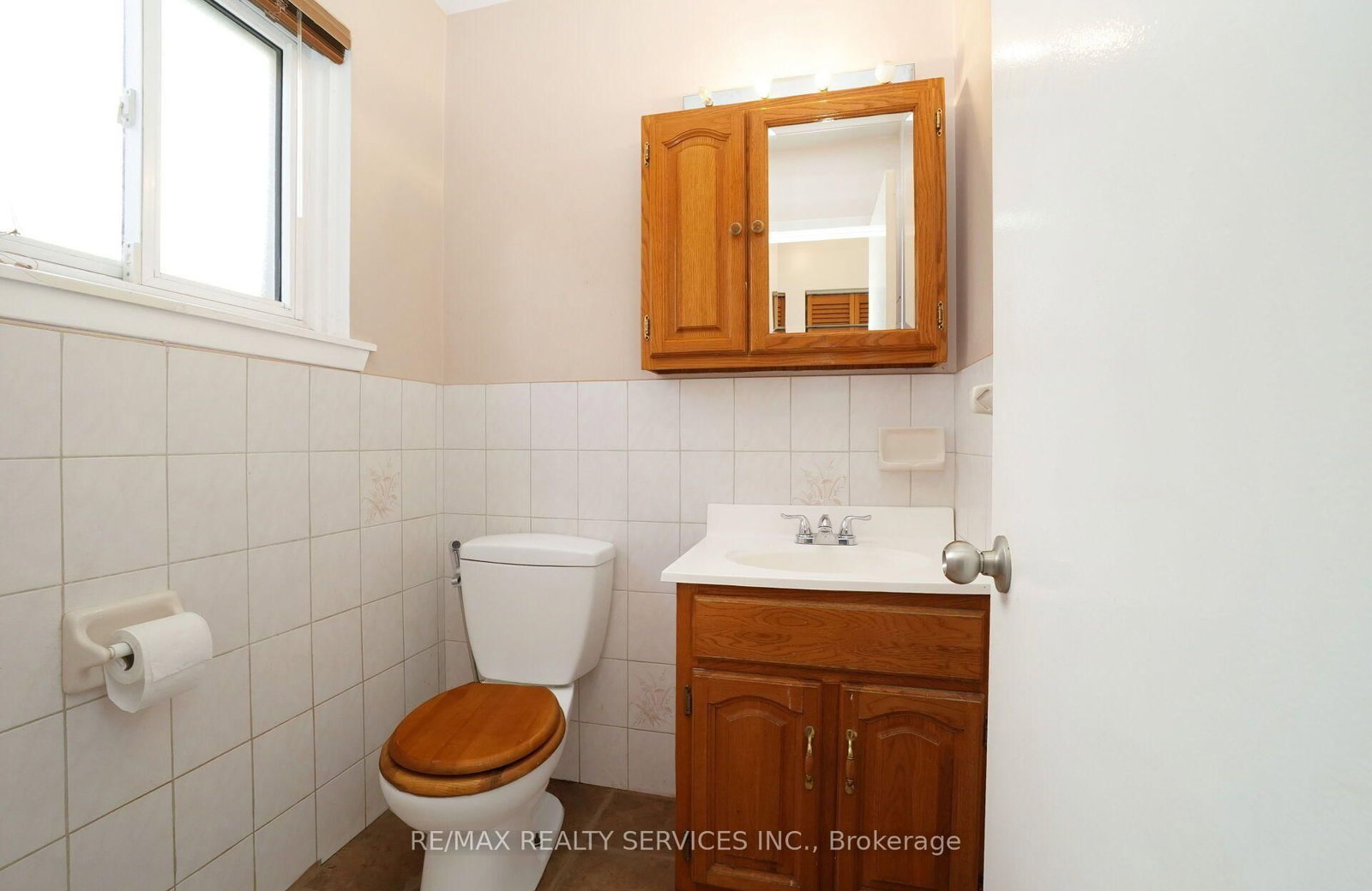 79 Cloverdale Dr, Brampton — 18