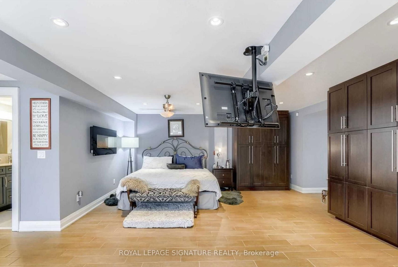 23 Abbs St, Toronto — 10
