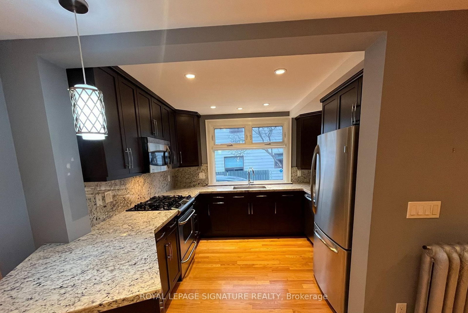 23 Abbs St, Toronto — 18
