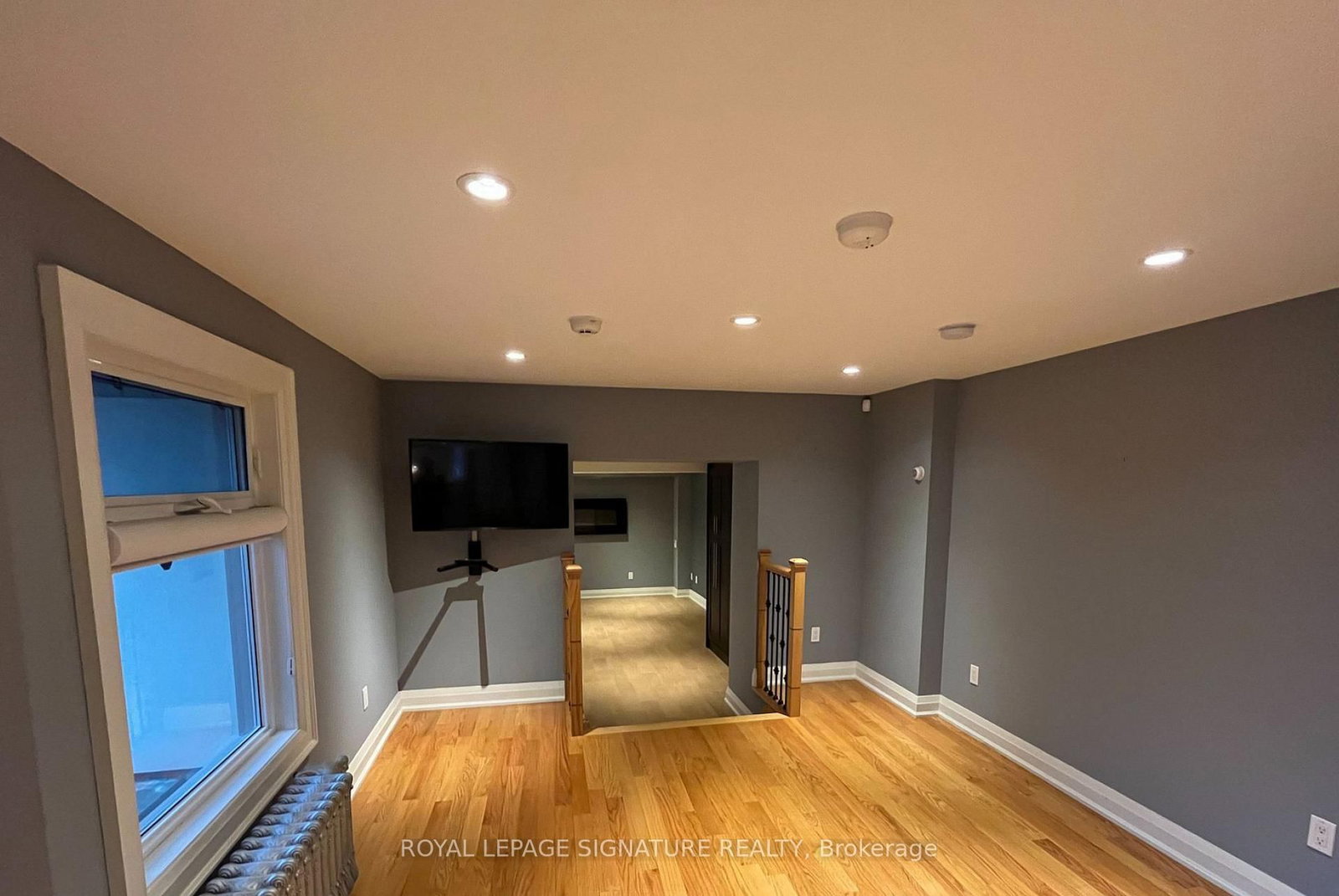 23 Abbs St, Toronto — 20