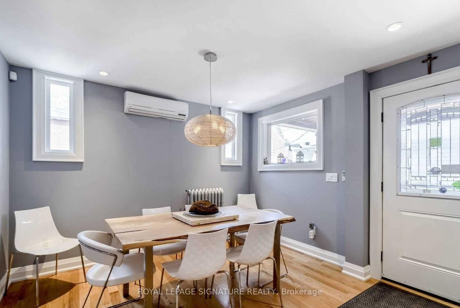 23 Abbs St, Toronto — 3