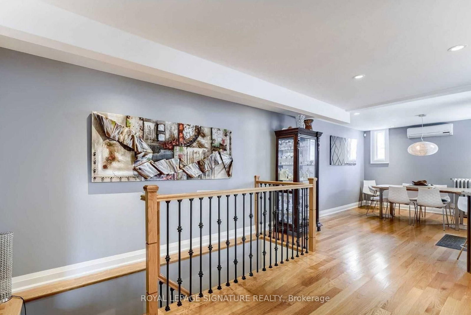 23 Abbs St, Toronto — 4