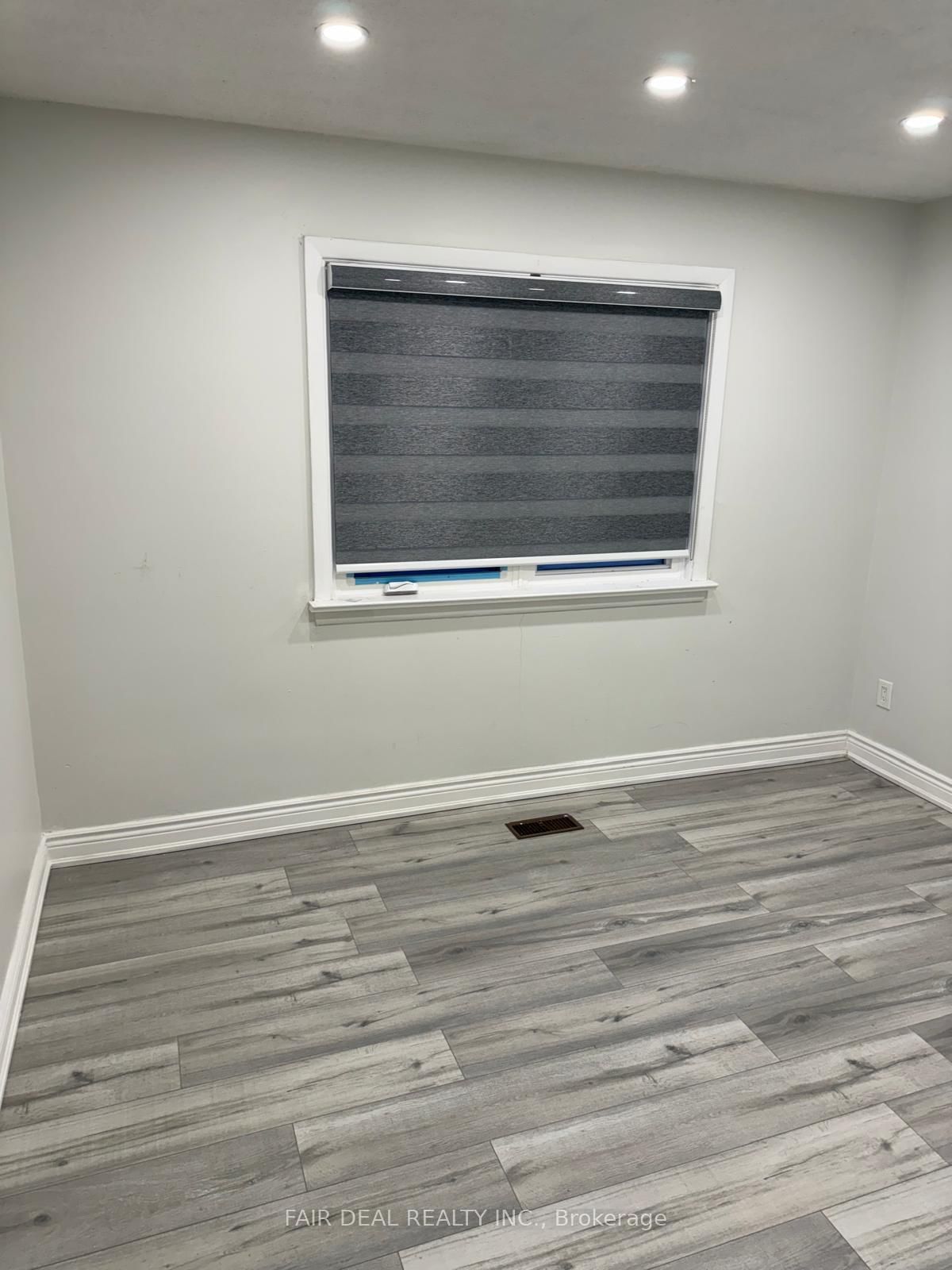 5444 Countryside Dr, Brampton — 9